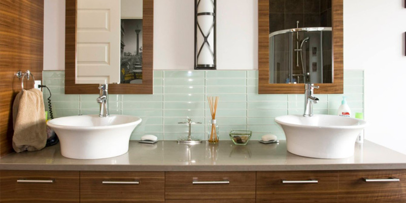 Top 12 Tips to Upgrade Your Master Bathroom on a Budget 11